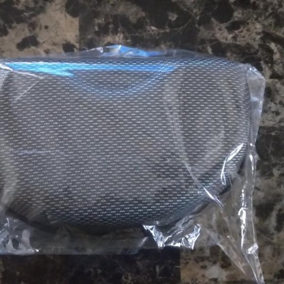 Colaer Cree Rechargeable Headlamp - Brightest 6000 Lumen with case and b… - Picture 3 of 12